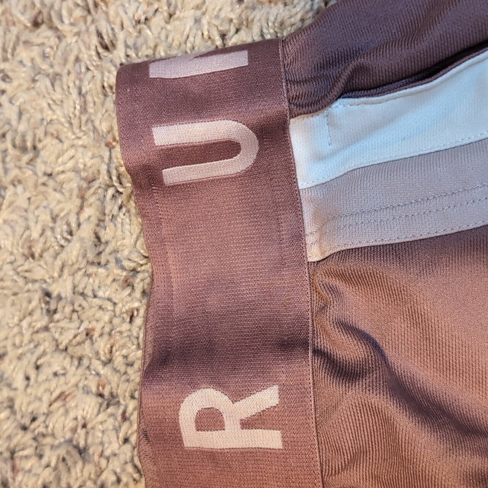 Under Armour Shorts Fitted Vented Running Shorts Medium - Picture 4 of 8